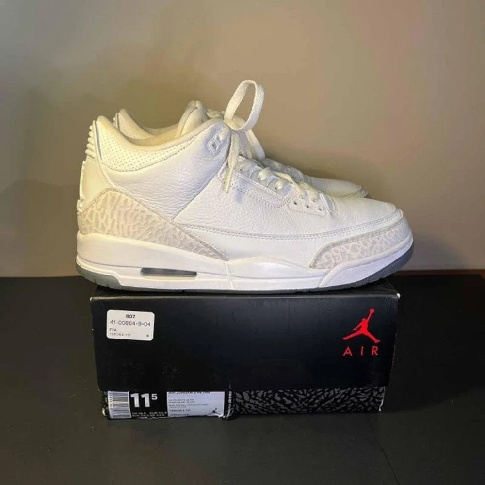 Air Jordan 3 Retro 'Triple White' Pre-Owned Men's Sneakers - Size 11.5